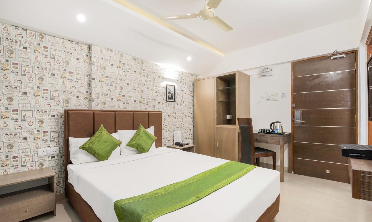 Treebo Trend Viman Nagar Hotell Pune Exteriör bild