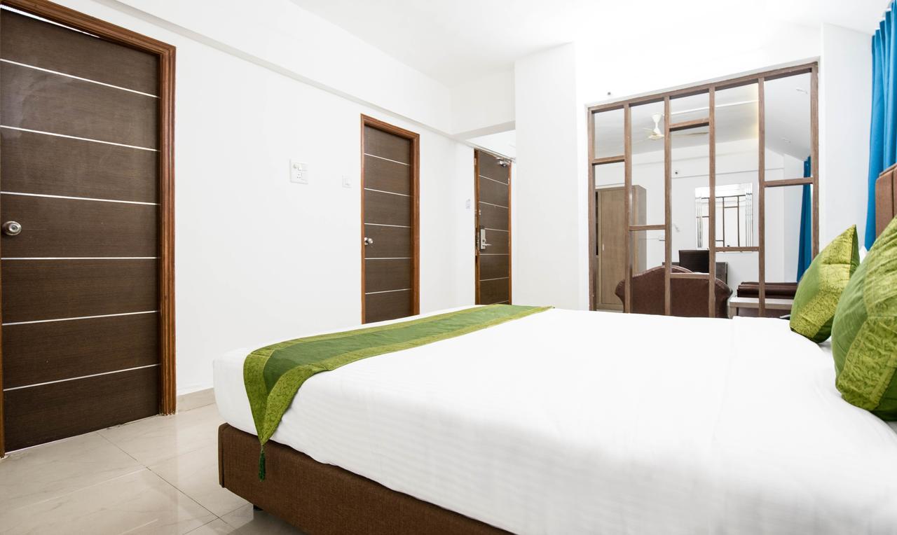 Treebo Trend Viman Nagar Hotell Pune Exteriör bild