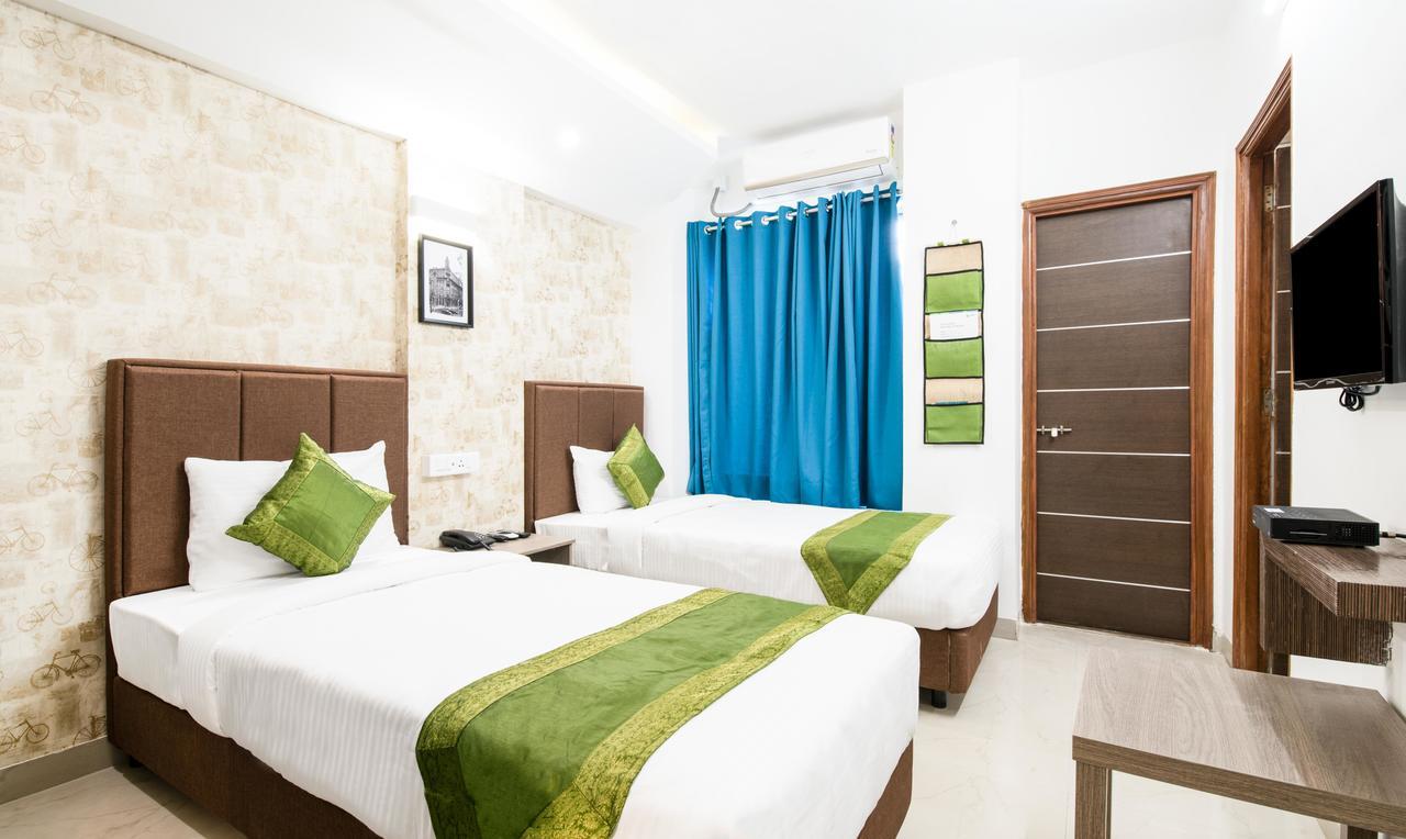 Treebo Trend Viman Nagar Hotell Pune Exteriör bild